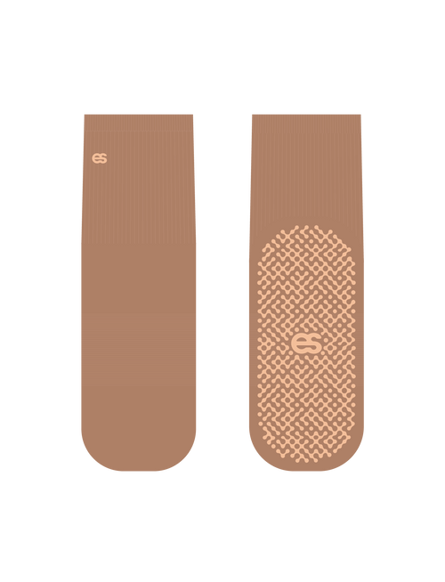 grip socks - mocha.